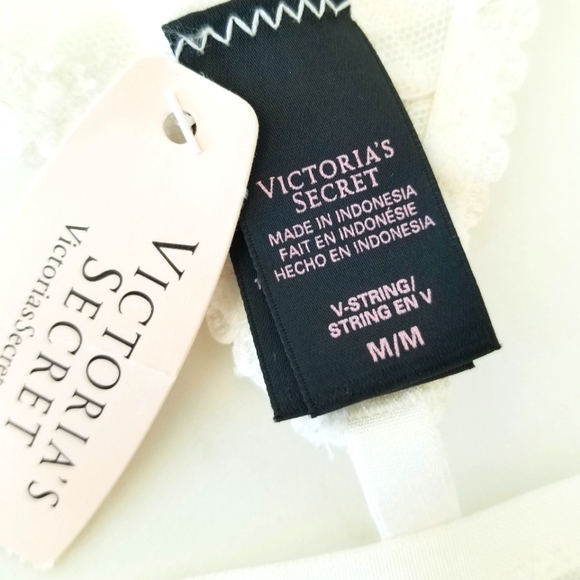 Victoria's Secret Vintage Very Sexy Strappy Lace Ruffle Mesh V-String Panty NWT - Picture 8 of 15